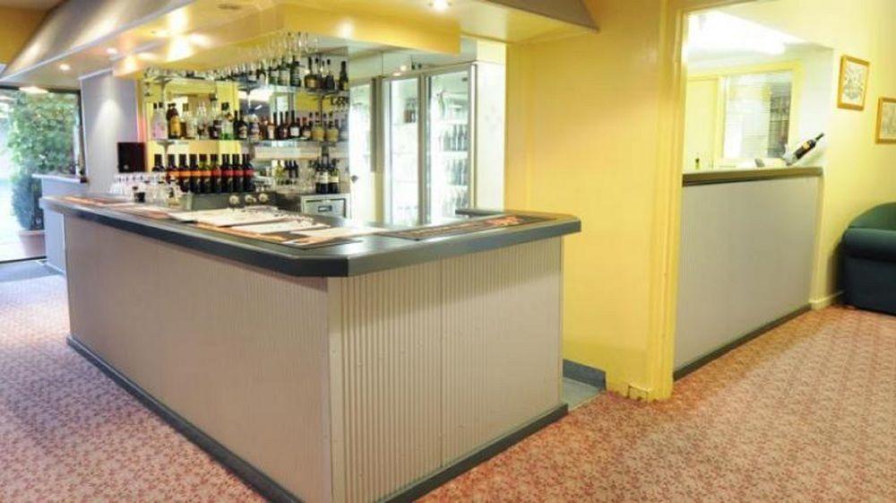 Abel Tasman Airport Motor Inn Launceston Exterior foto
