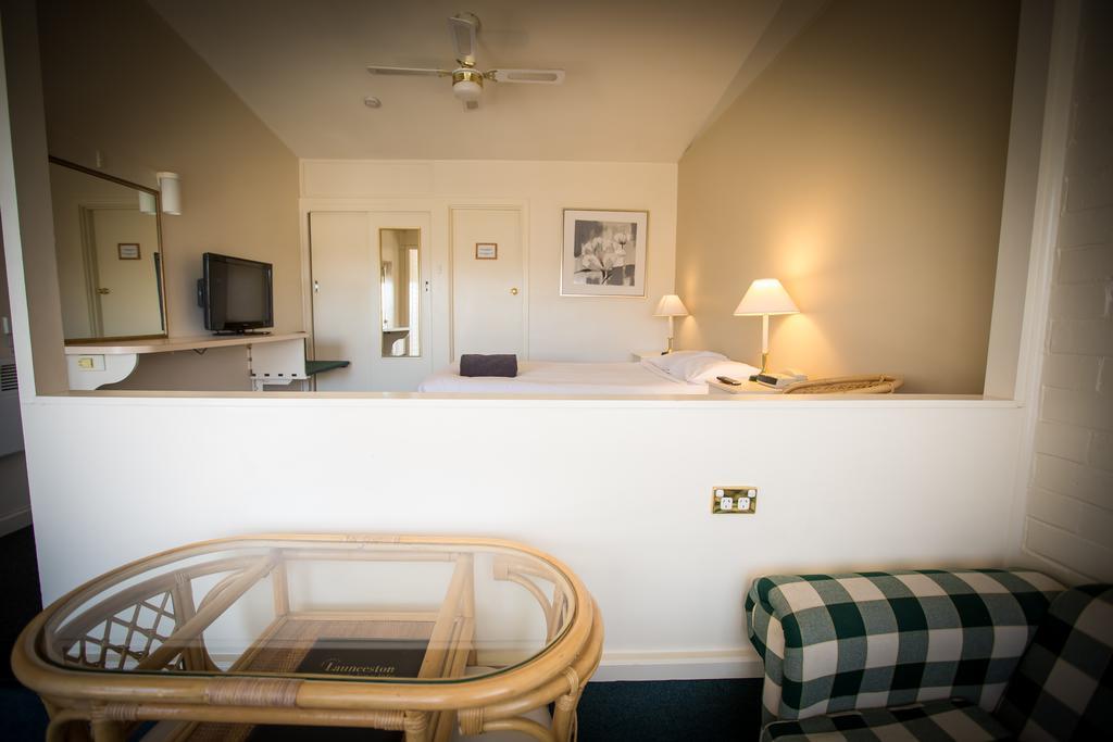 Abel Tasman Airport Motor Inn Launceston Exterior foto
