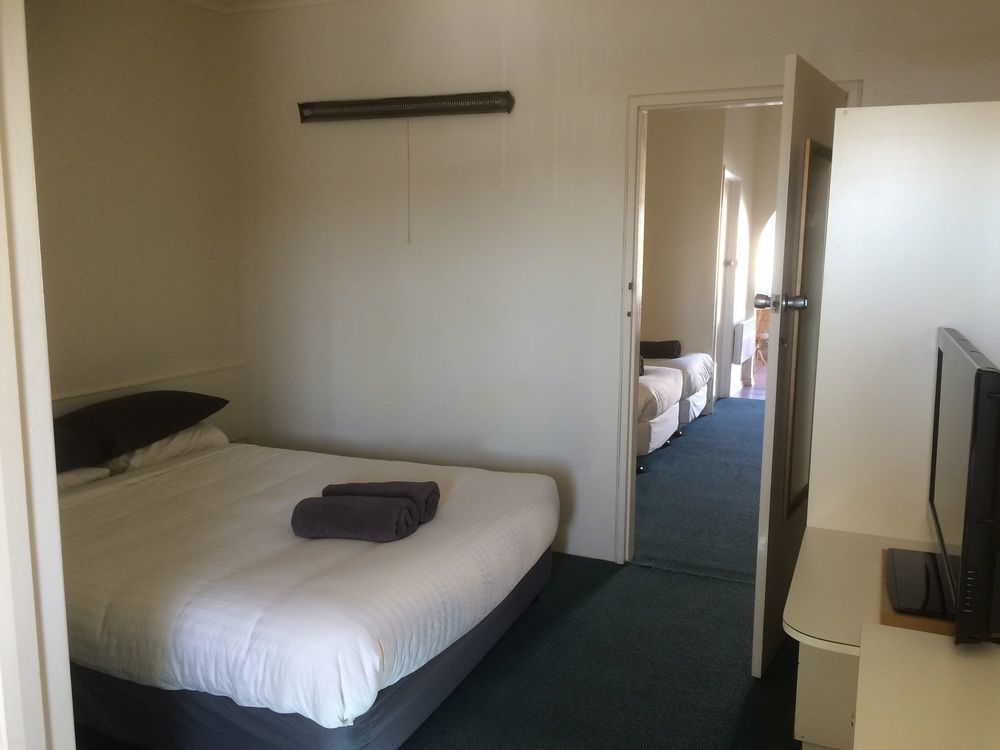 Abel Tasman Airport Motor Inn Launceston Exterior foto