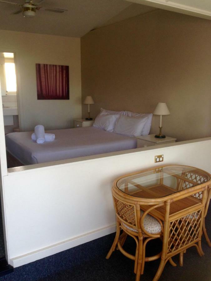 Abel Tasman Airport Motor Inn Launceston Exterior foto